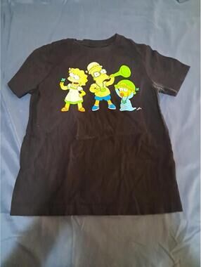OLD NAVY Size 6/7 The Simpsons  St Patrick's Day Shirt. March 17